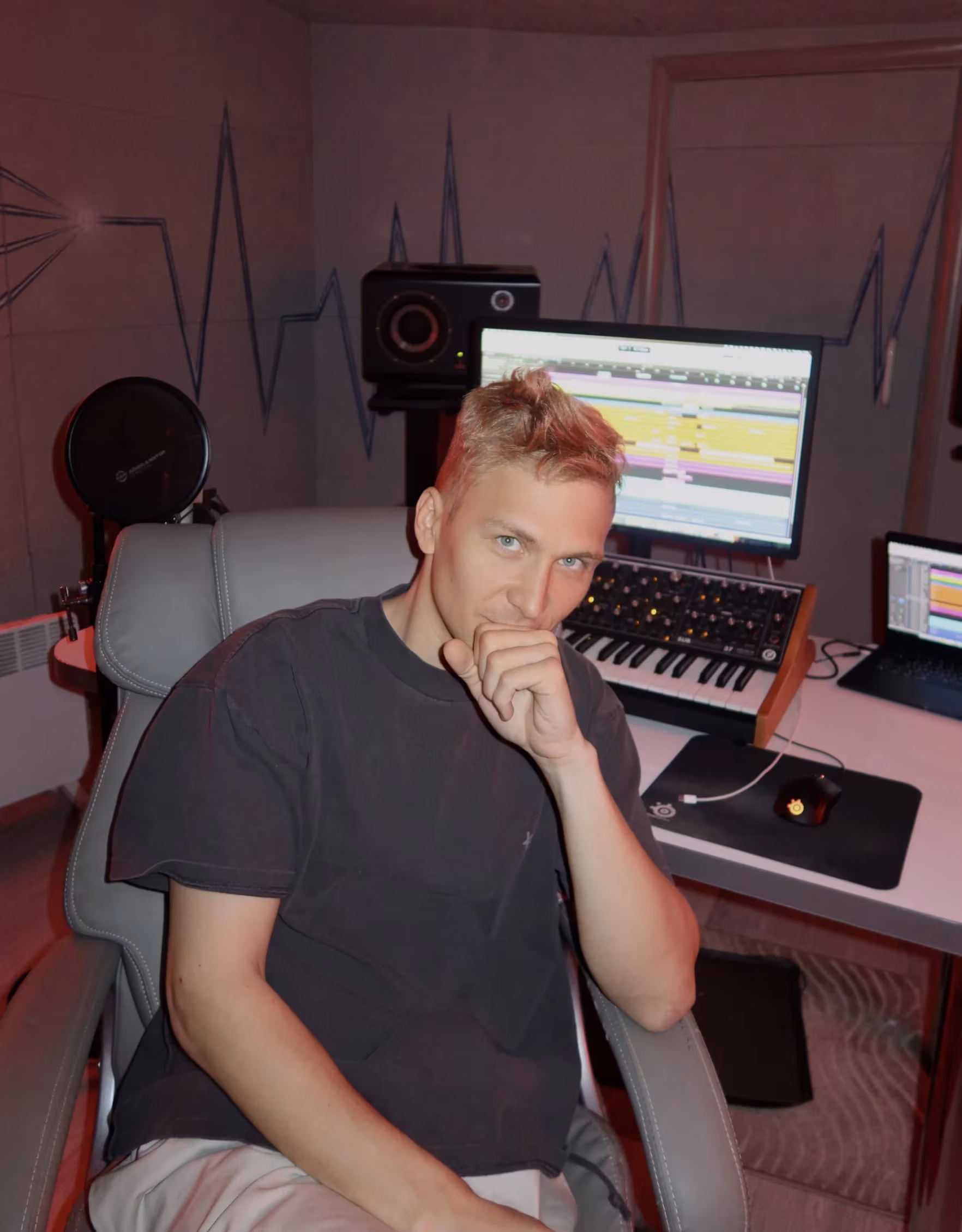 How Music Producers Can Earn Money Without Becoming DJs: Alex Larichev at Dancefair 2019